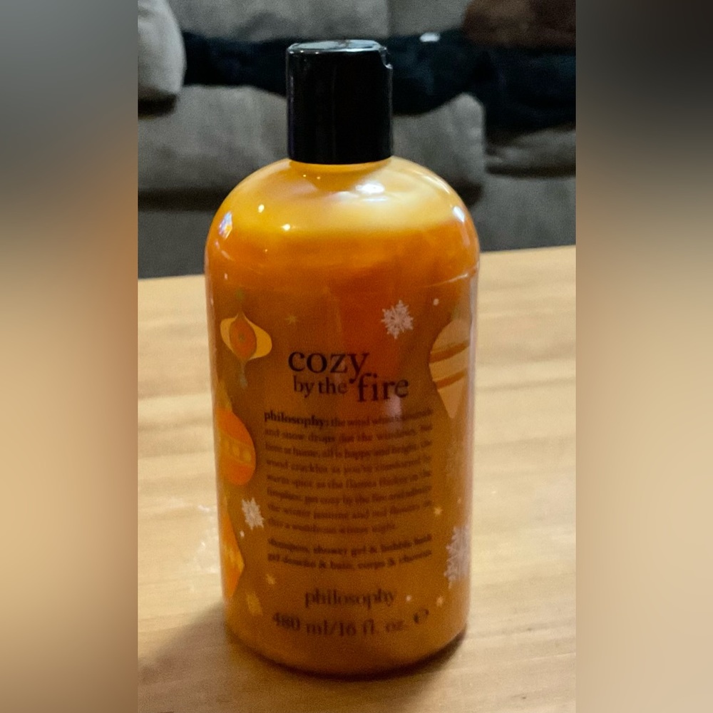 Philosophy shampoo and shower gel. Cozy by the fire. 480ml.16fl.ozs.